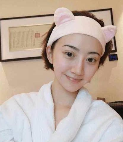 娱乐吃瓜景甜是谁啊,景甜的星途与争议