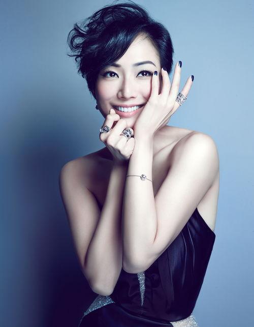 娱乐吃瓜君白莲花女明星,揭秘白莲花女明星的娱乐圈真相