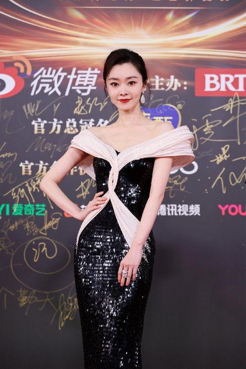 娱乐吃瓜君王一博宋轶,娱乐圈的甜蜜互动与幕后故事
