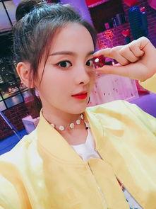 娱乐吃瓜酱00后带娃,娱乐吃瓜酱的育儿日常