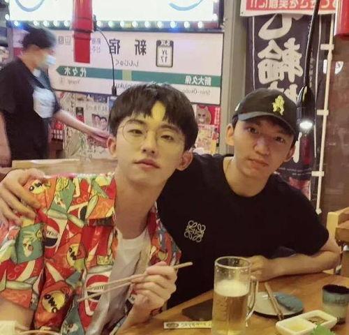 一线吃瓜 娱乐圈 晋江,娱乐圈风云变幻，晋江文坛再掀热潮